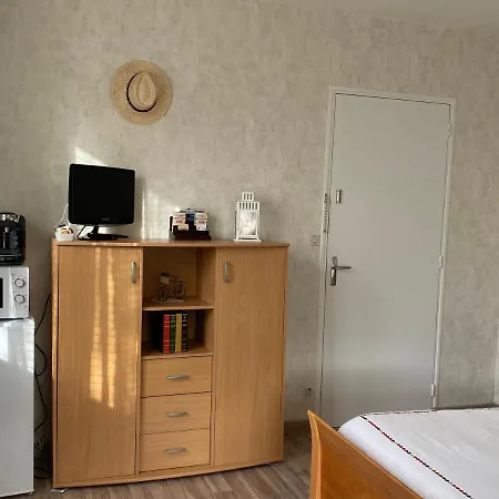 Homestay Chambre Au Bruand